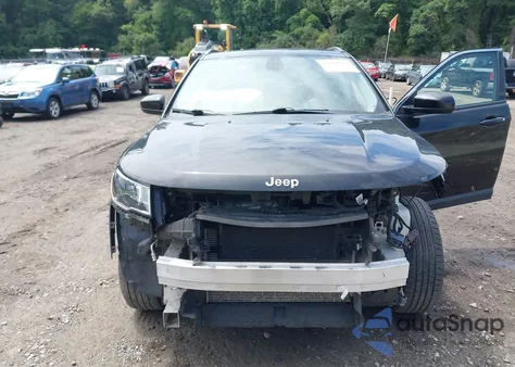 2021 Jeep Compass Latitude 4X4 из США, поврежденный, VIN 3C4NJDBB3MT540198